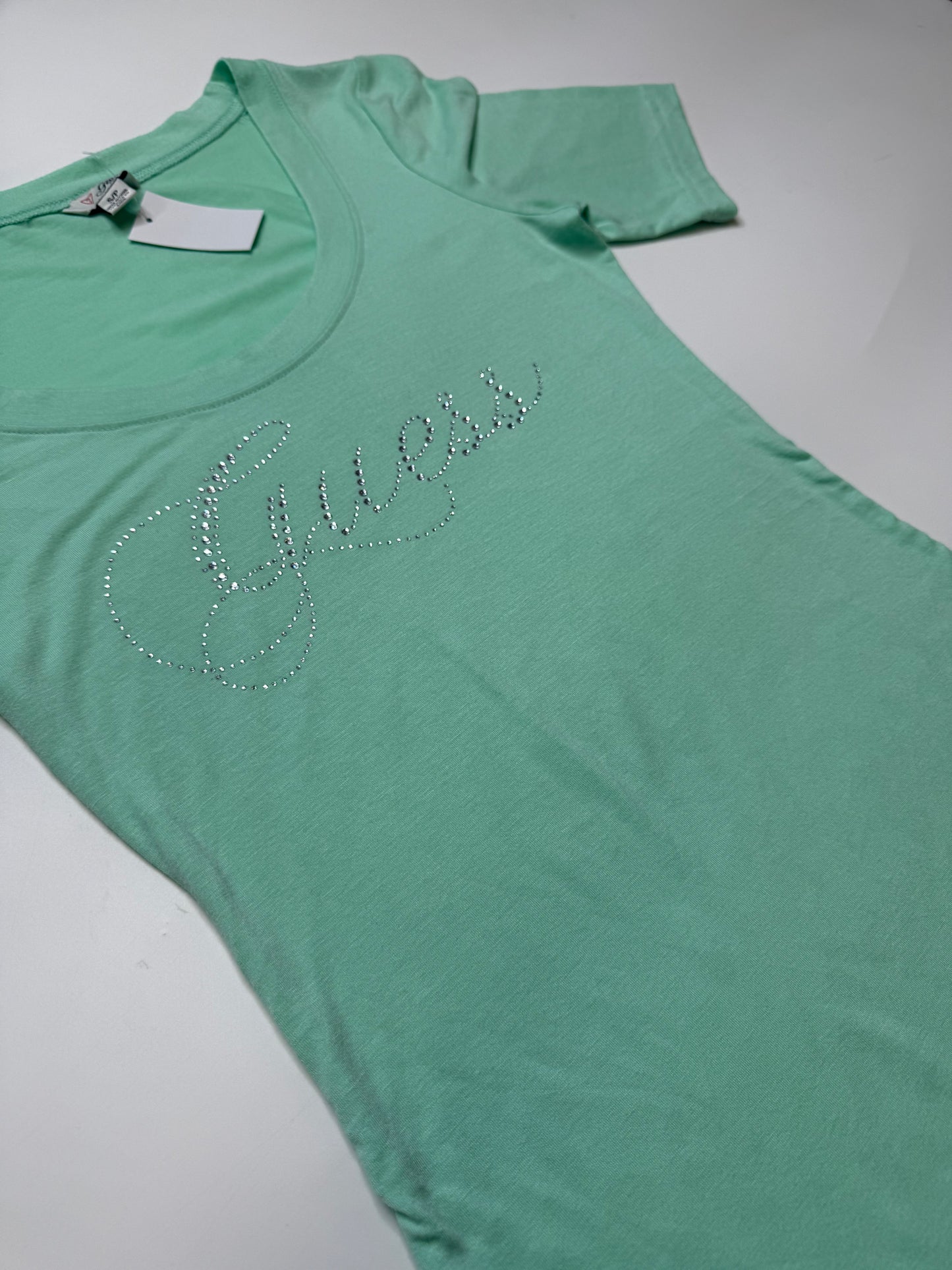 VINTAGE GUESS SHIRT (S)