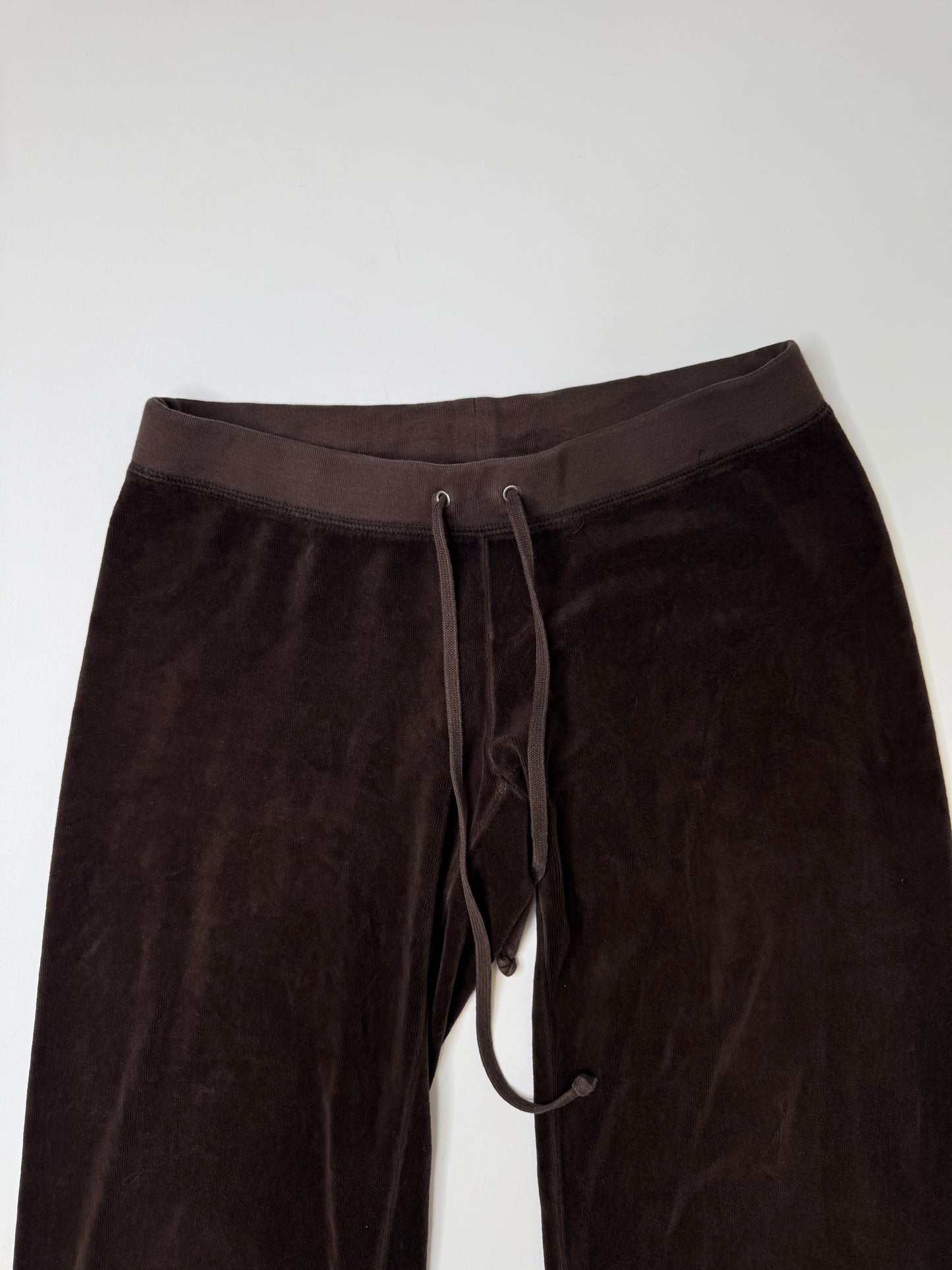 JUICY COUTURE VELOUR SWEATPANTS (BROWN)