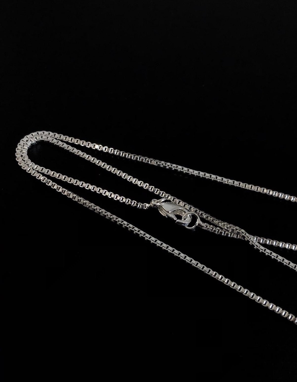 DIOR SILVER SQUARE CHARM DOUBLE SIDE 'PRESENT' VINTAGE NECKLACE