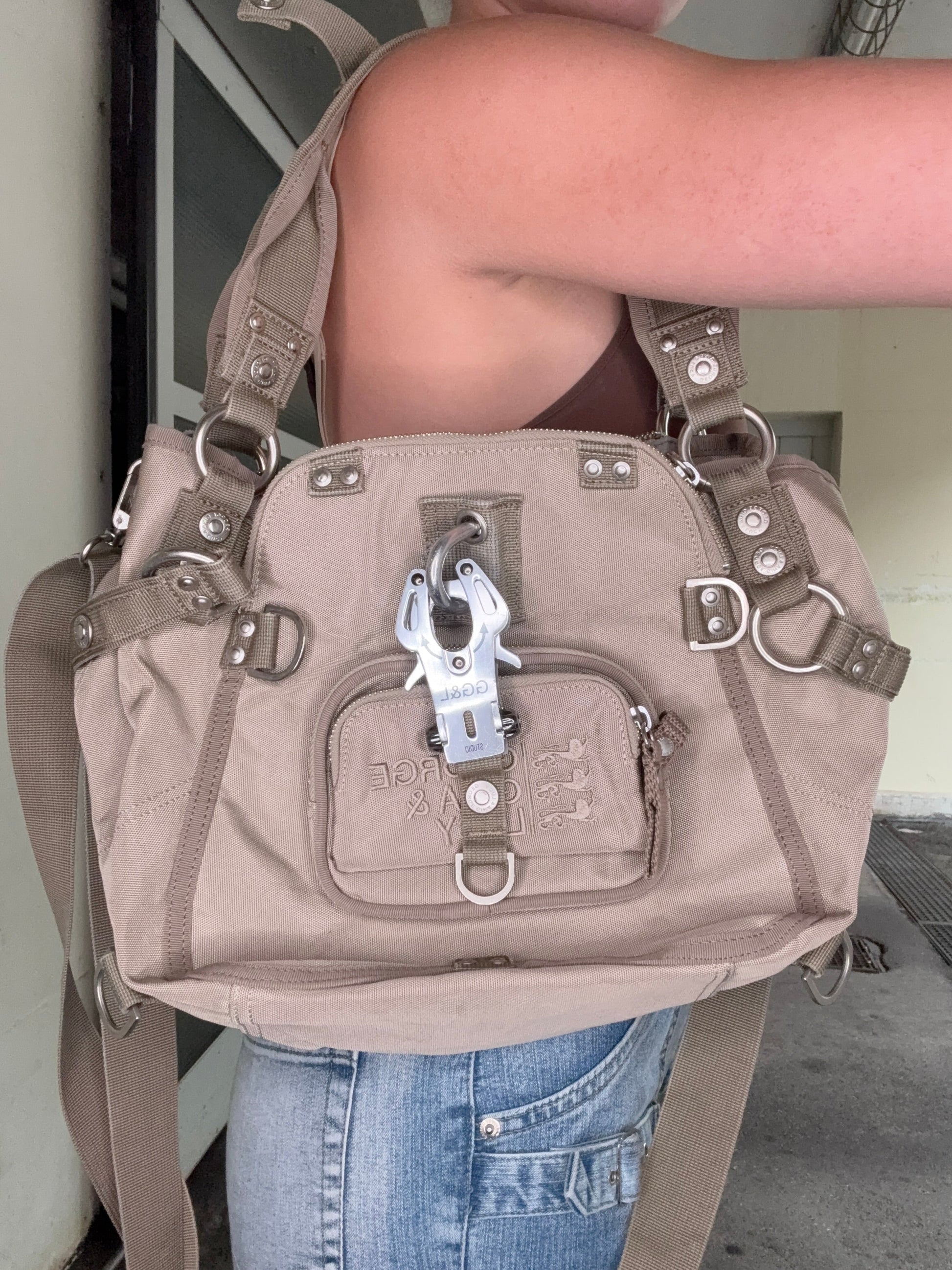 GEORGE GINA & LUCY VINTAGE UTILITY CROSSBODY BAG