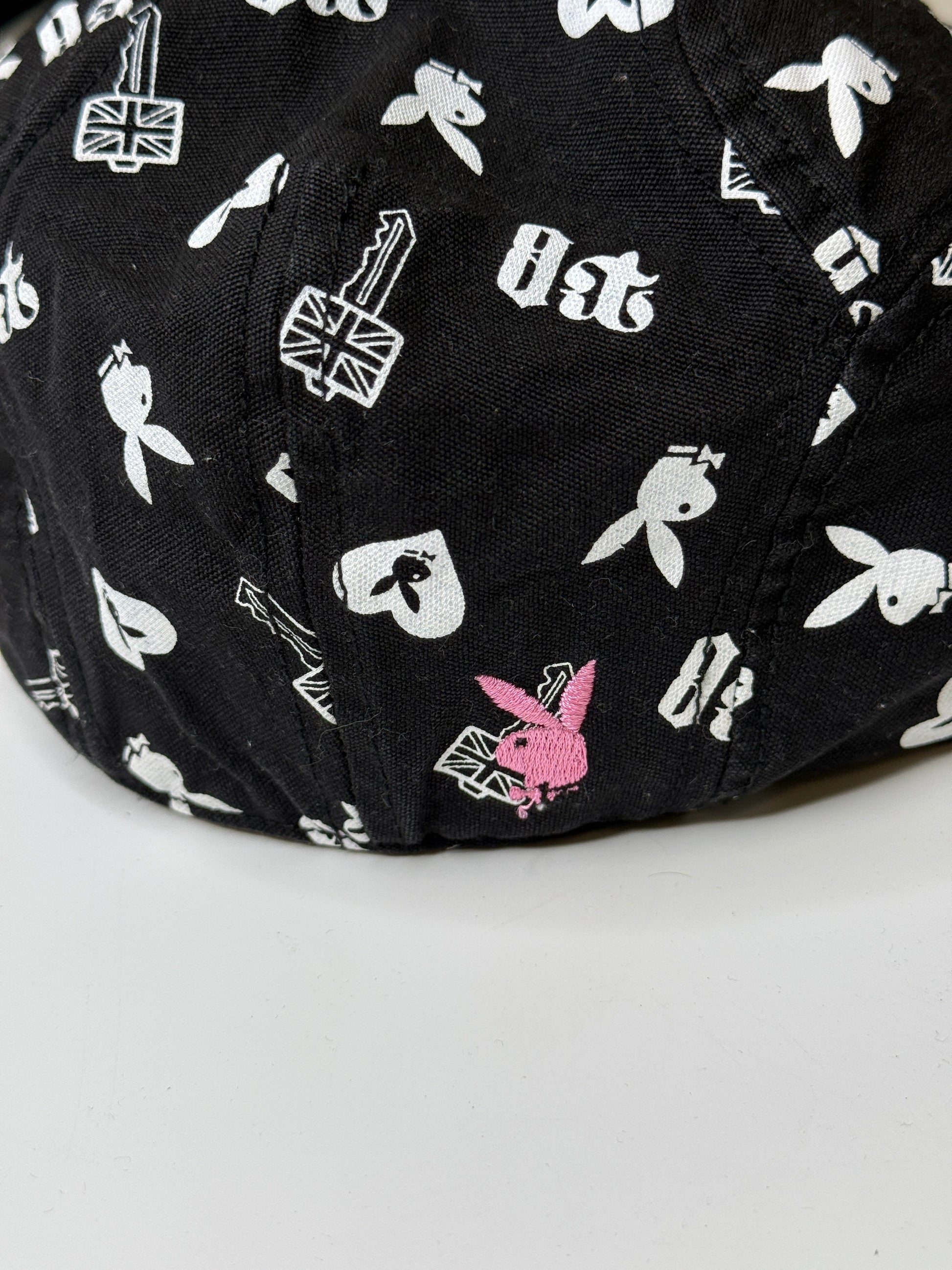 PLAYBOY VINTAGE TRUCKER CAP (BUNNY LOGO)