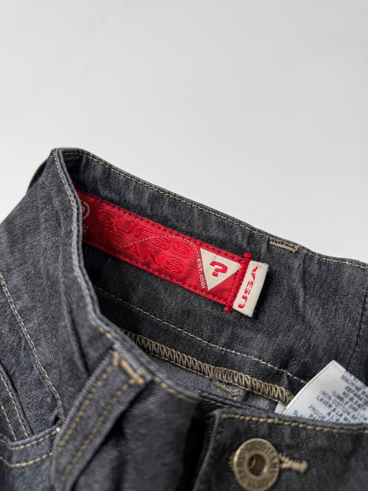 VINTAGE GUESS MID RISE STRETCH DENIM FLARED JEANS BLACK (24)
