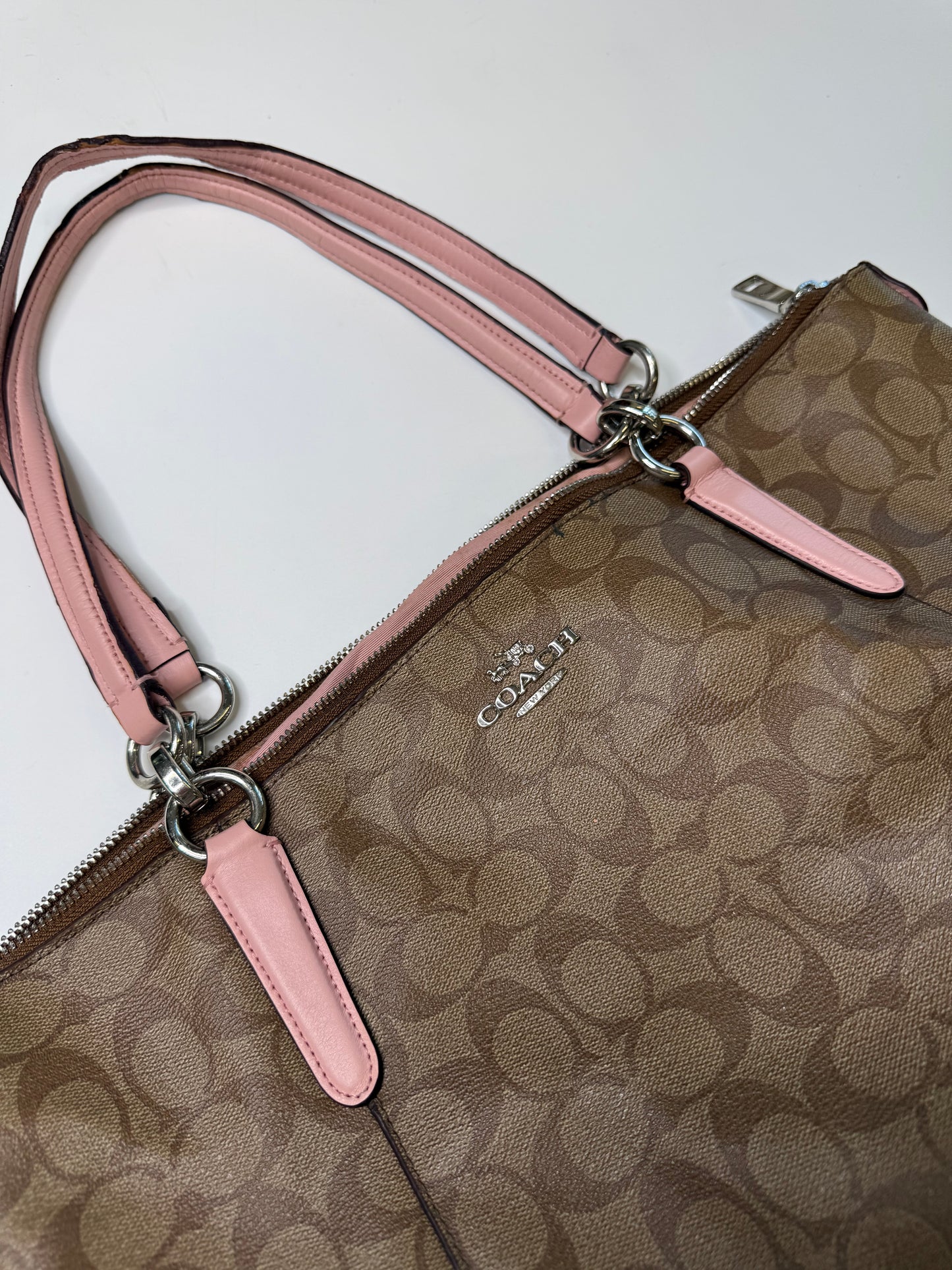 COACH SIGNATURE MONOGRAM TOTE BAG (TAN)