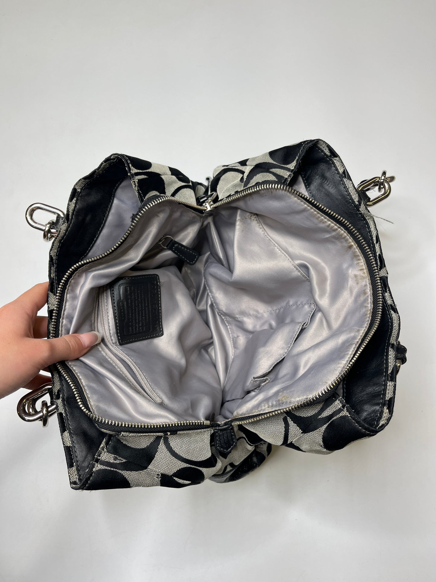 COACH MONOGRAM PURSE LEATHER