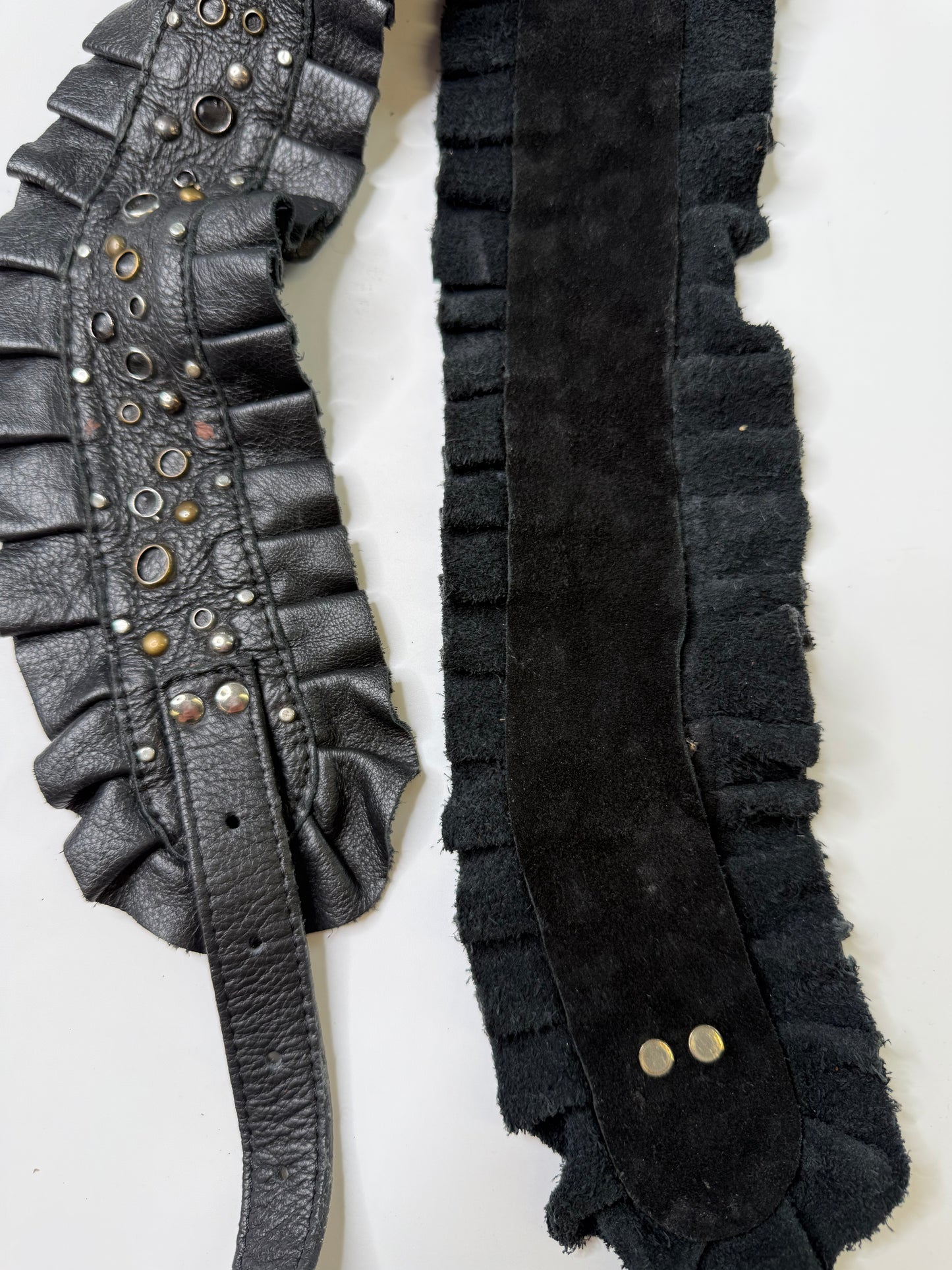 DECONSTRUCTED RUFFLE LEATHER BELT BLACK (S)