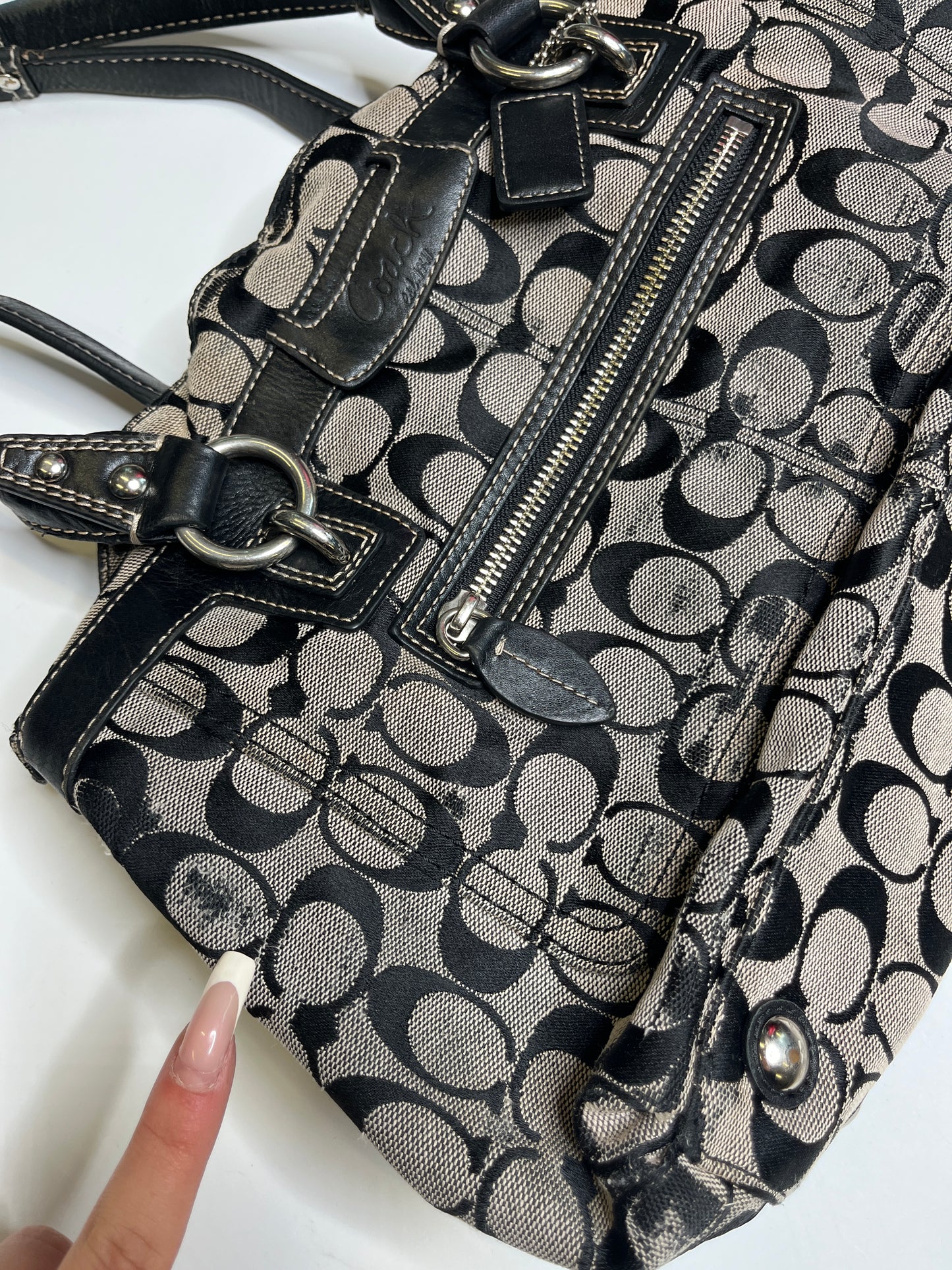 COACH MONOGRAM PURSE LEATHER