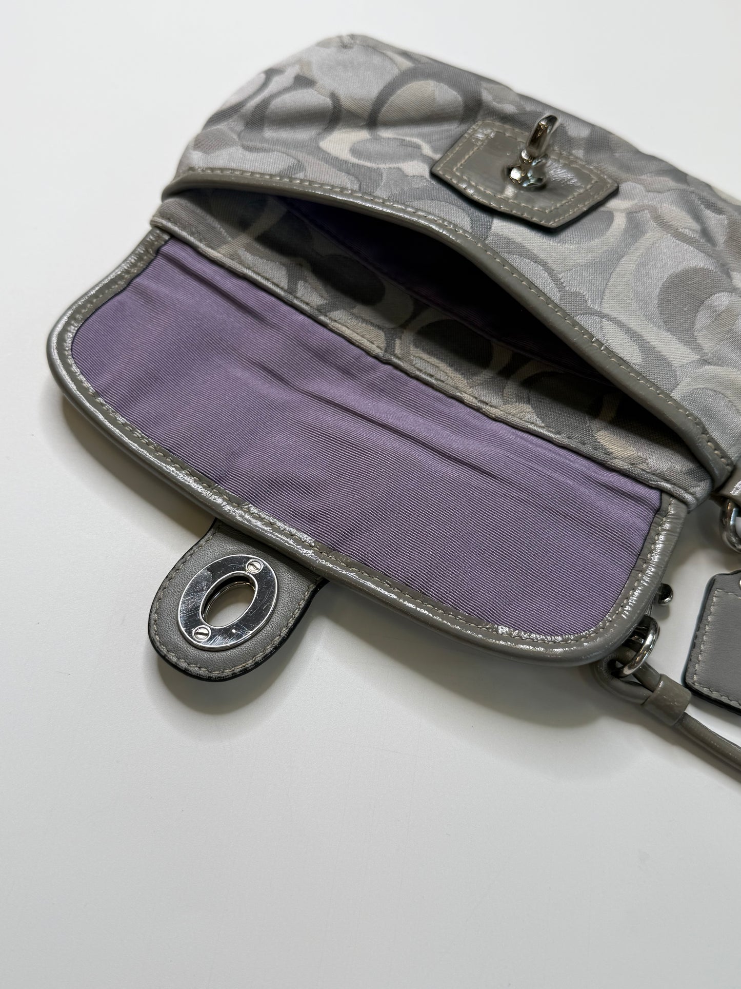 COACH VINTAGE SIGNATURE WRISTLET