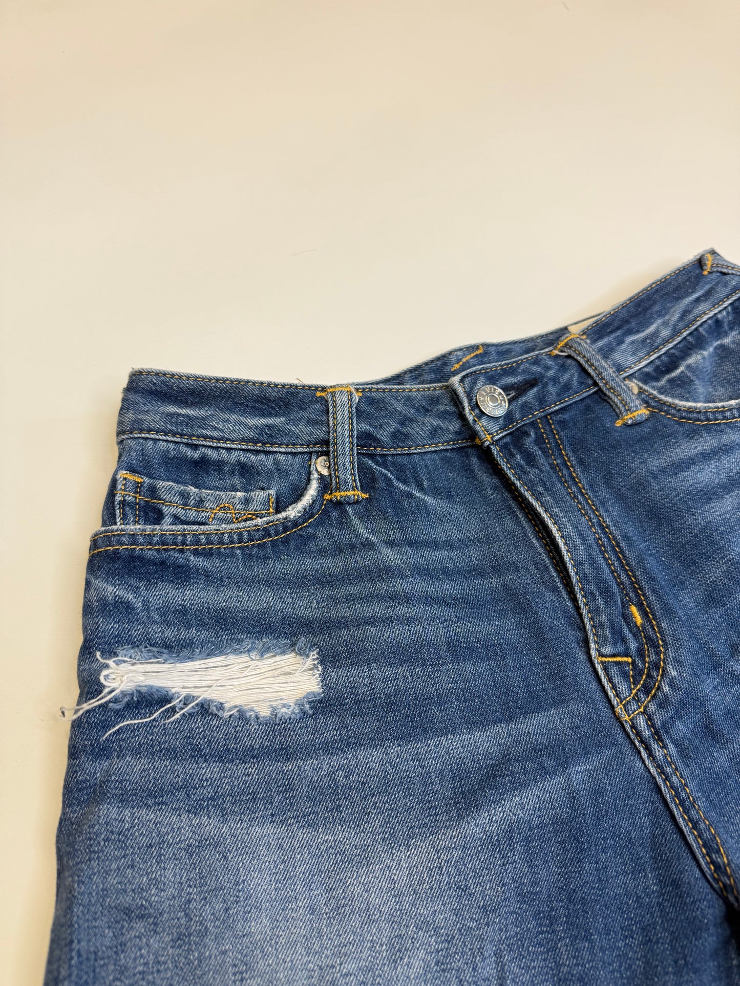 VINTAGE EVISU HOTPANTS (XS/S)