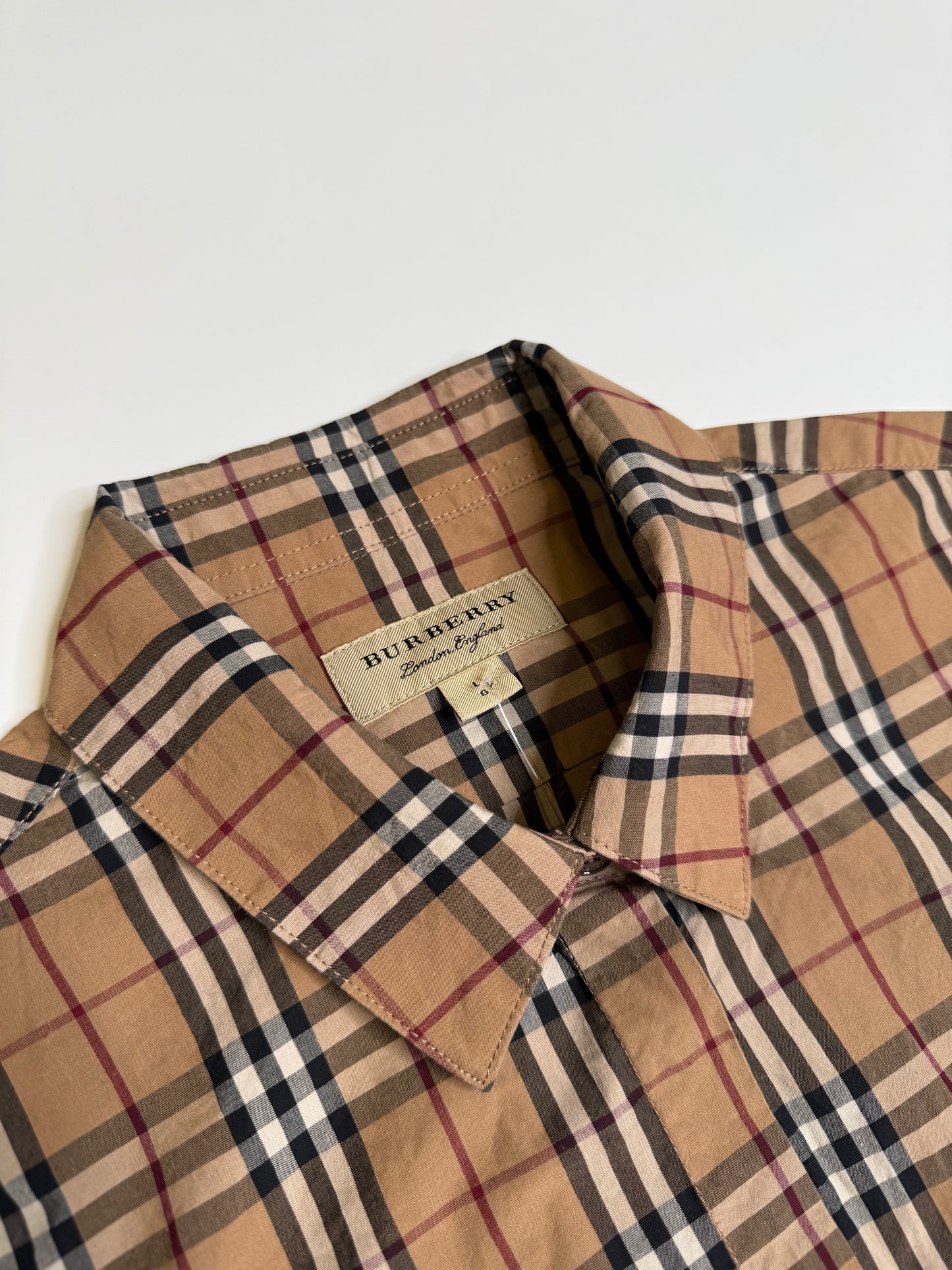 VINTAGE BURBERRY SHIRT (w. L)