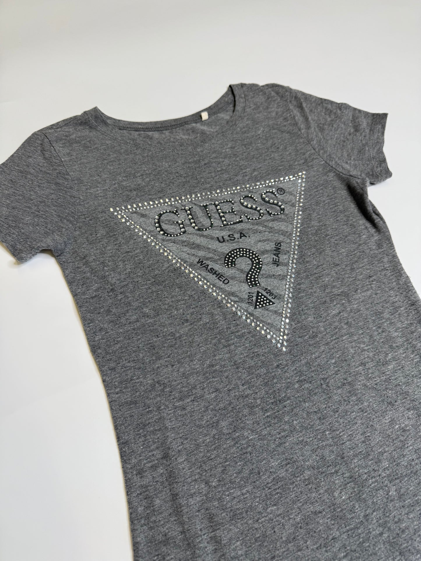 VINTAGE GUESS SHIRT (S)