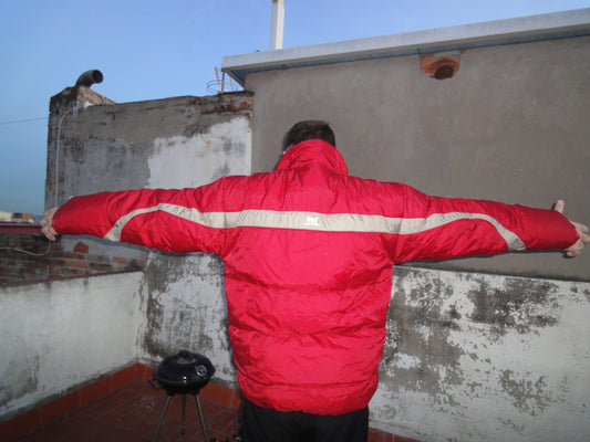 HELLY HANSEN PUFFER JACKET (XL)